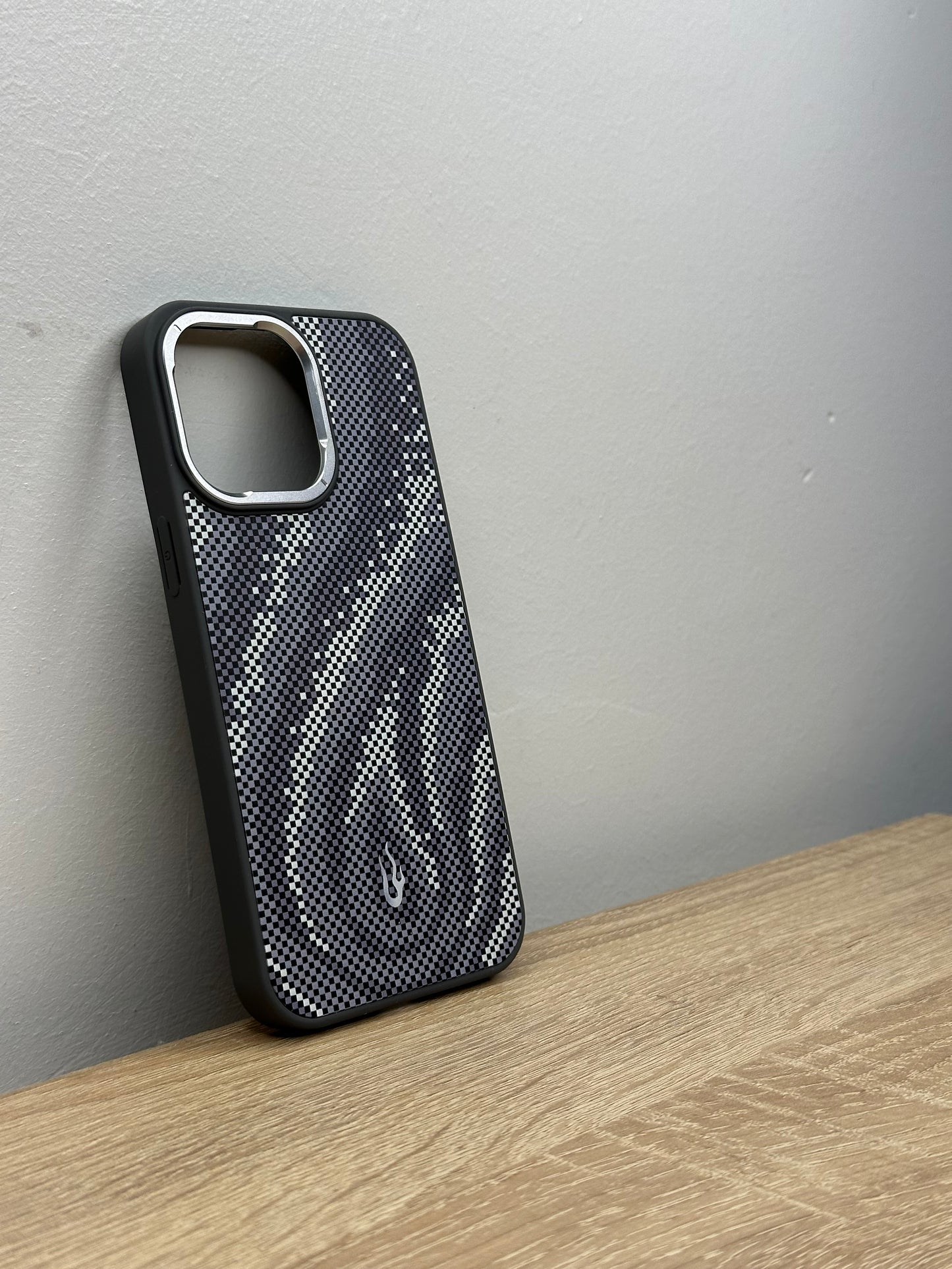 Antichoc effet carbon