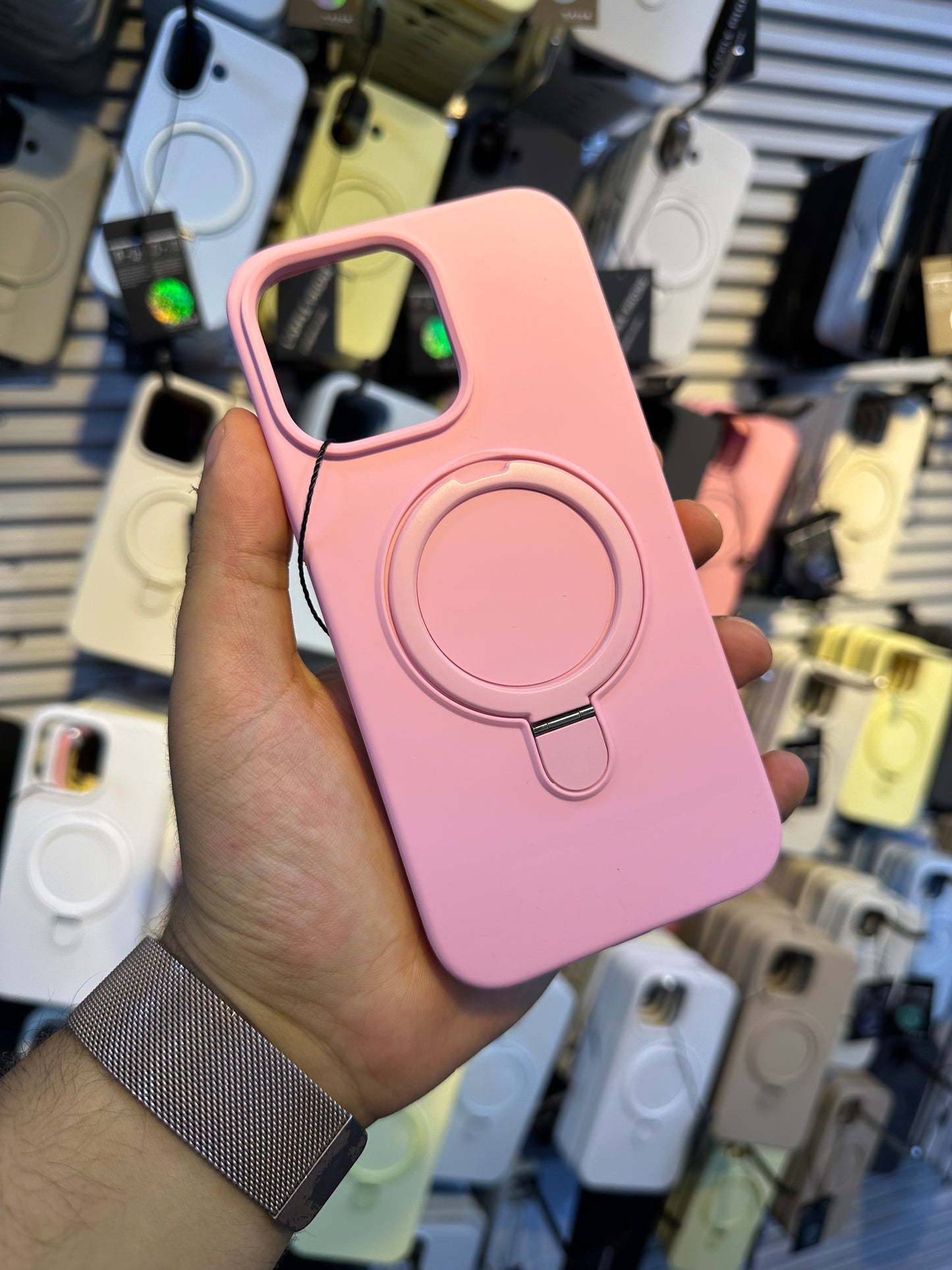 Silicone MagSafe support