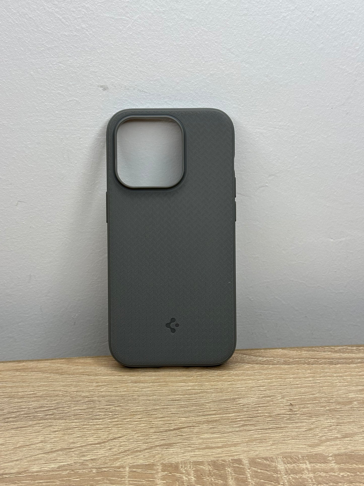Antichoc Spigen MagSafe