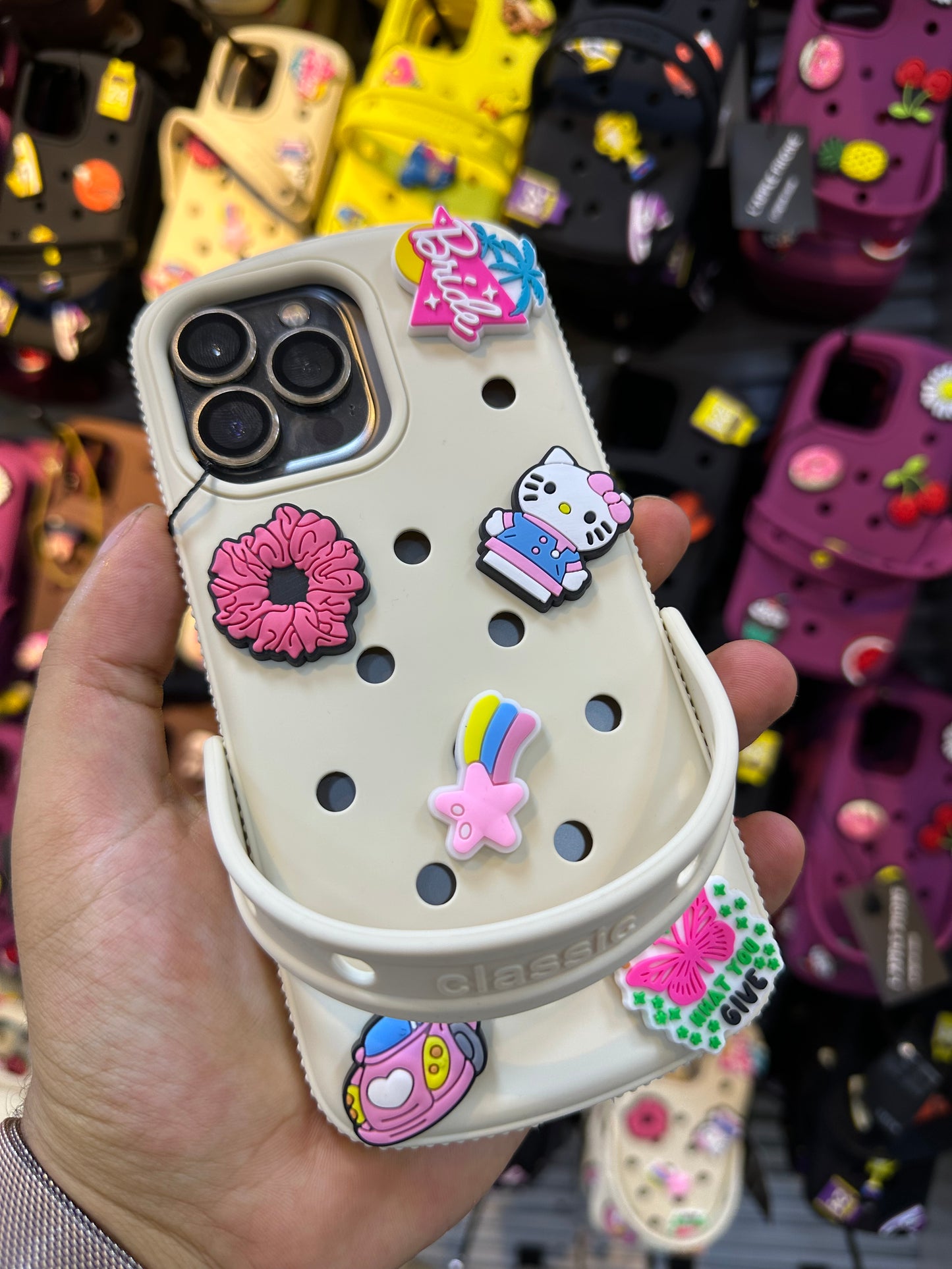CASE CROCS