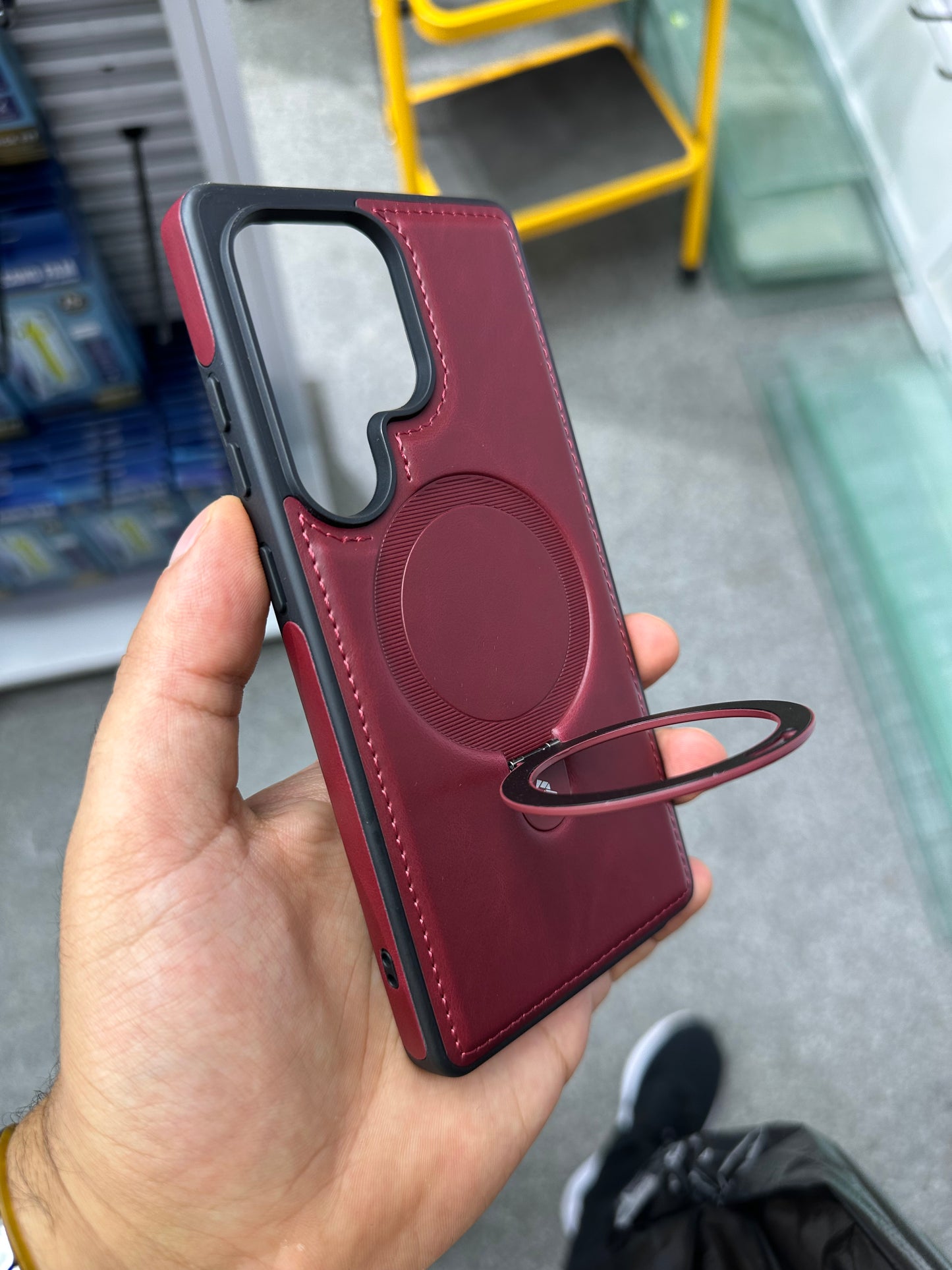 📱 Coque iPhone cuir MagSafe avec support anneau 360°