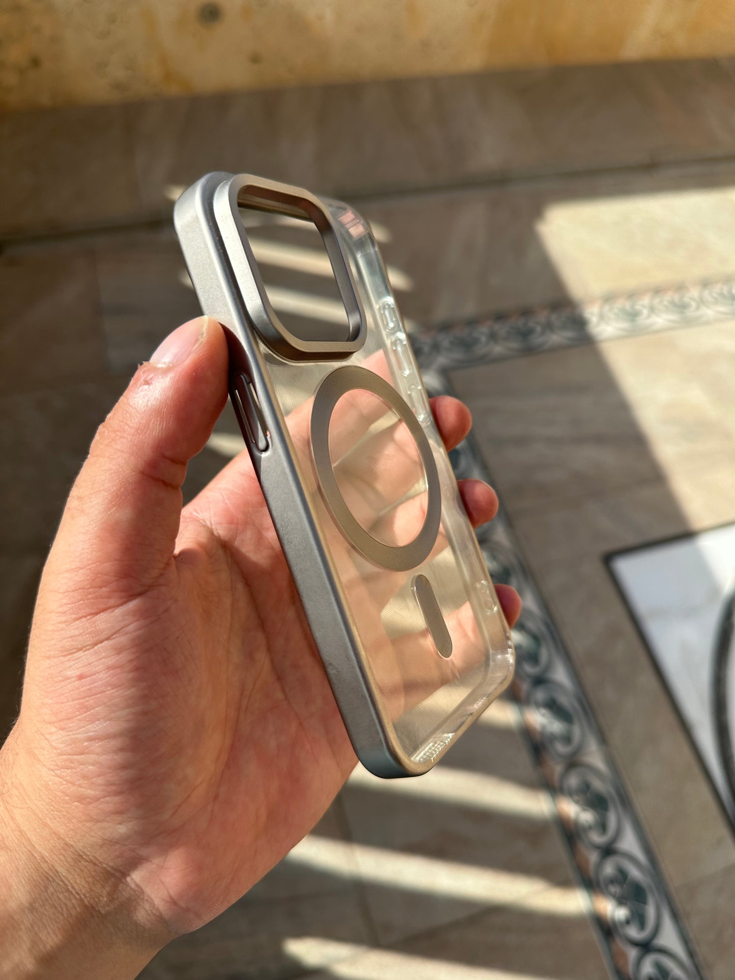 Silicone MagSafe titanium