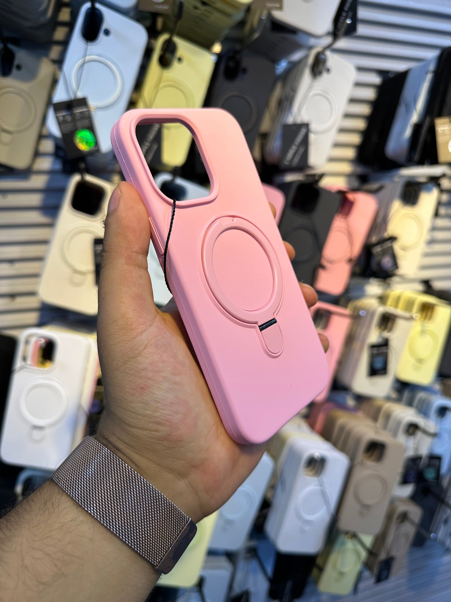 Silicone MagSafe support