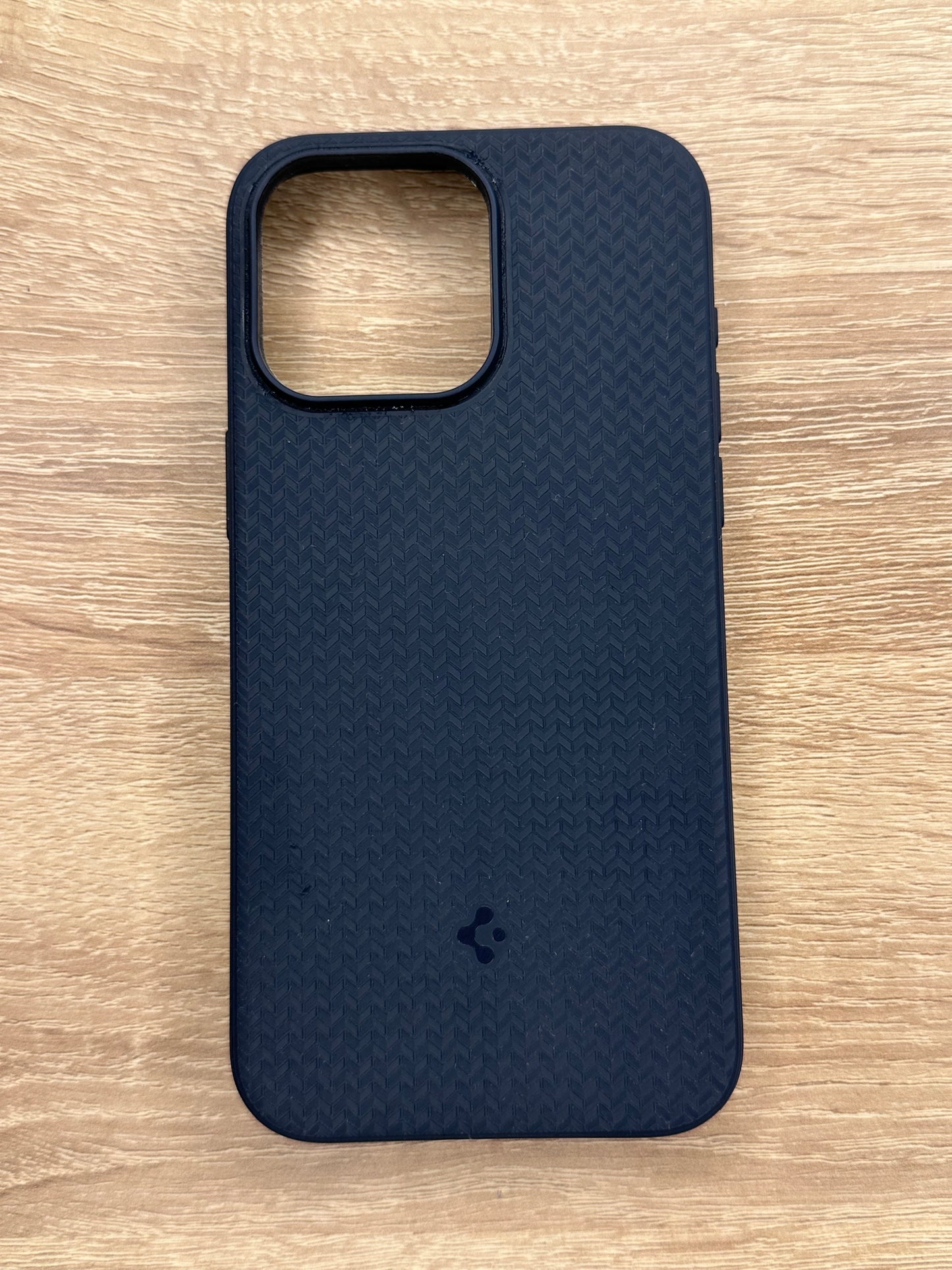 Silicone Spigen MagSafe