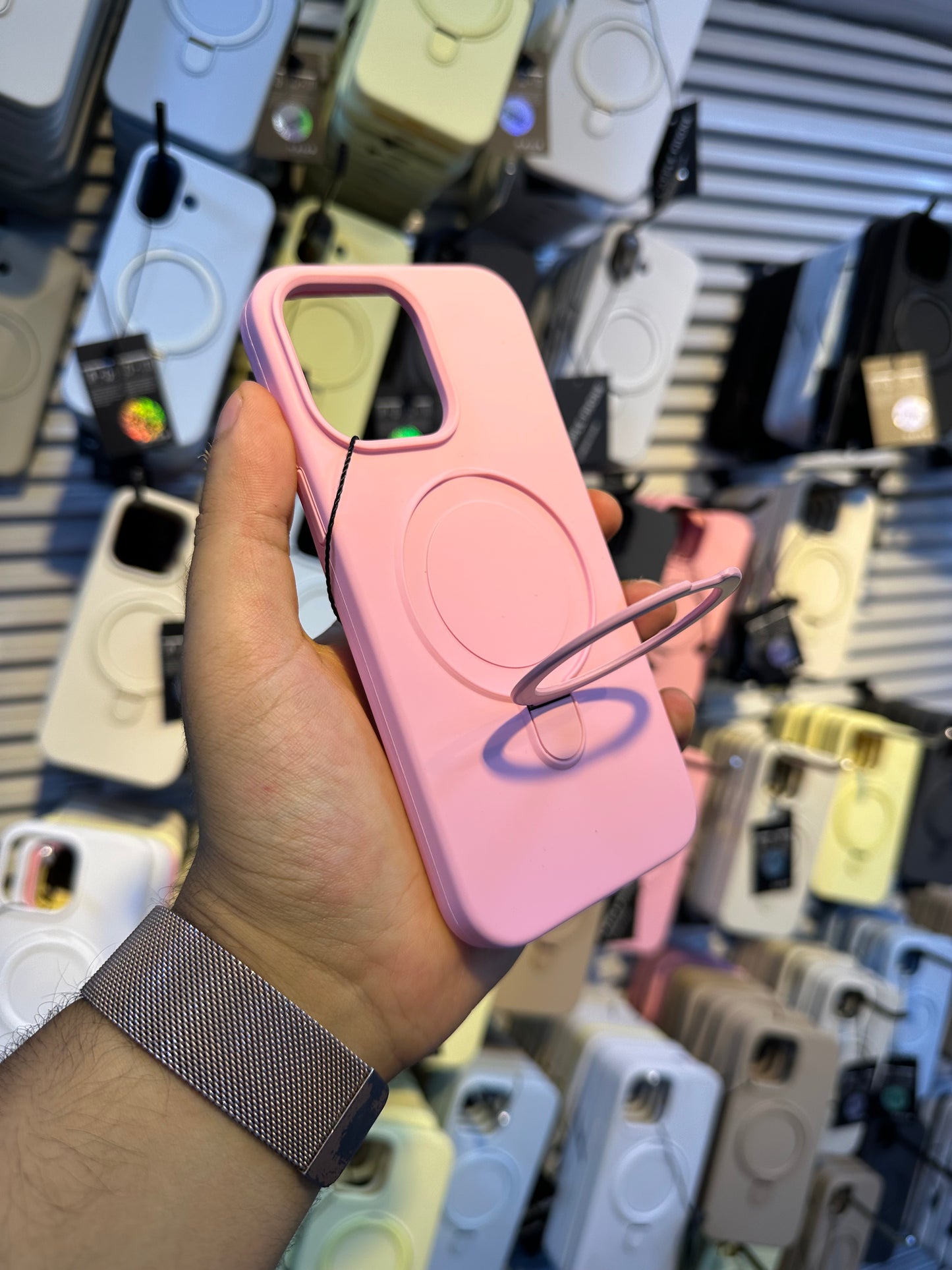 Silicone MagSafe support
