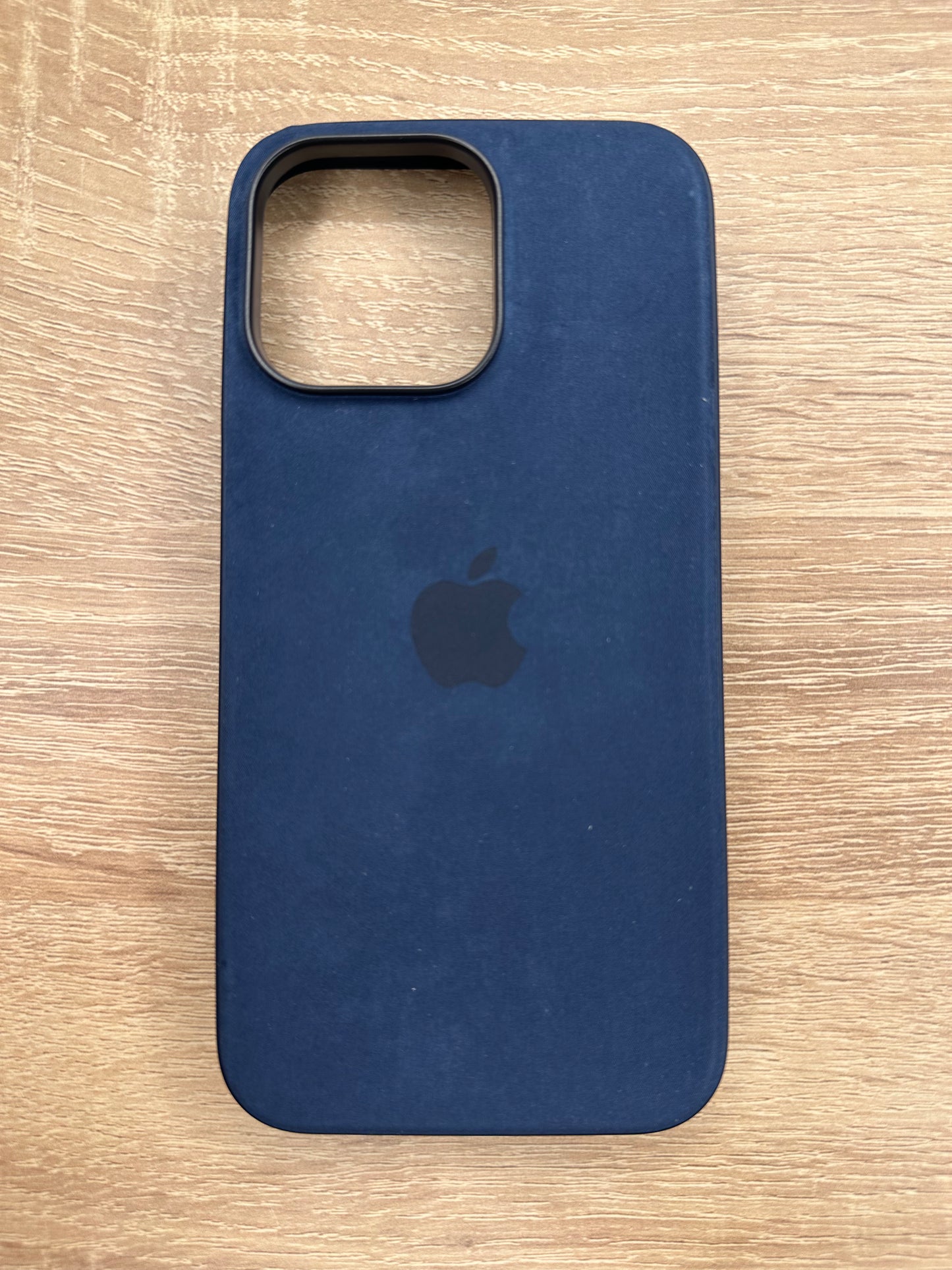 Case Finewoven