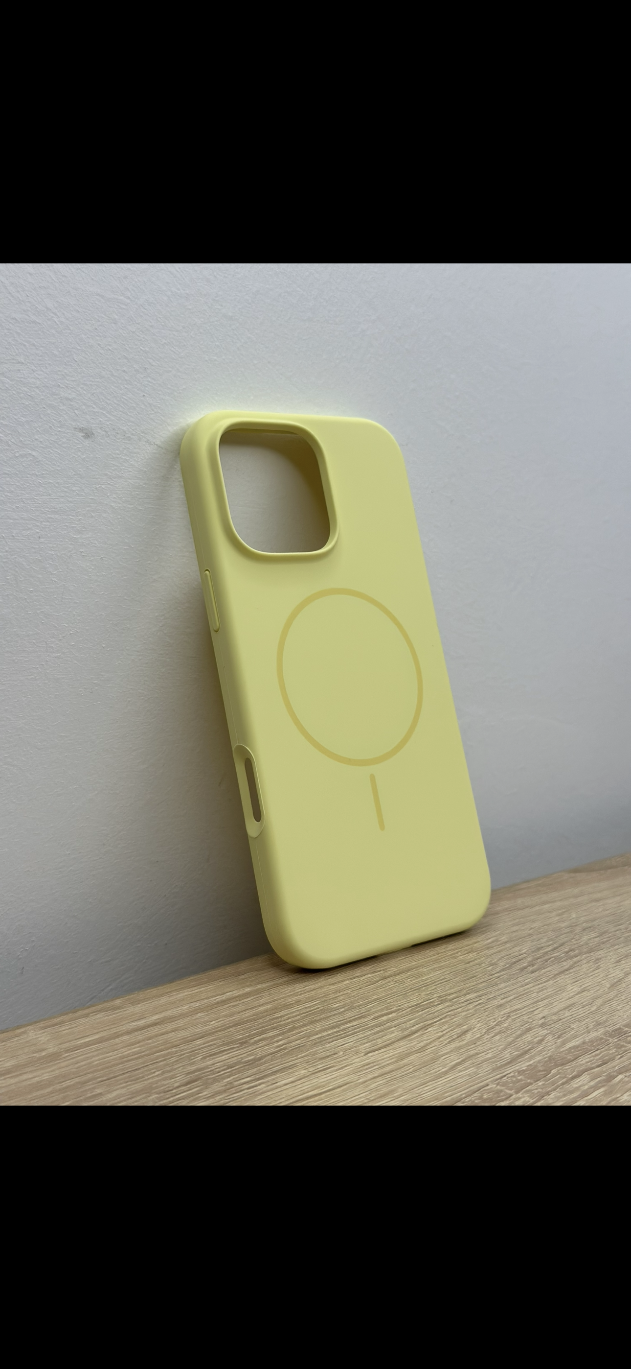 Silicone MagSafe