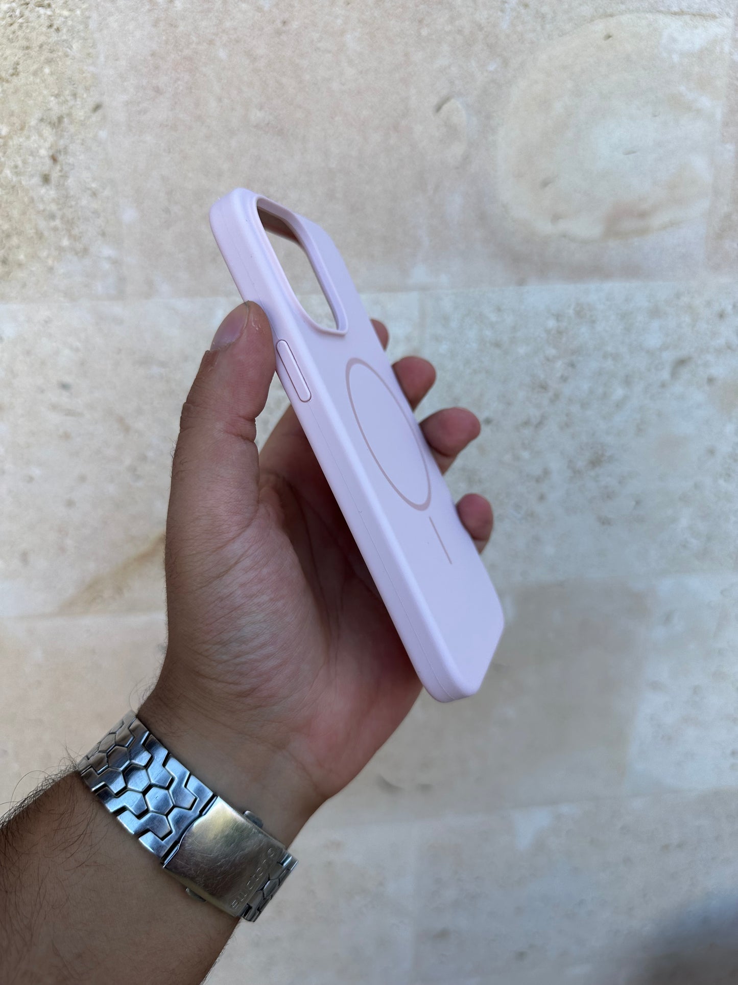Silicone MagSafe