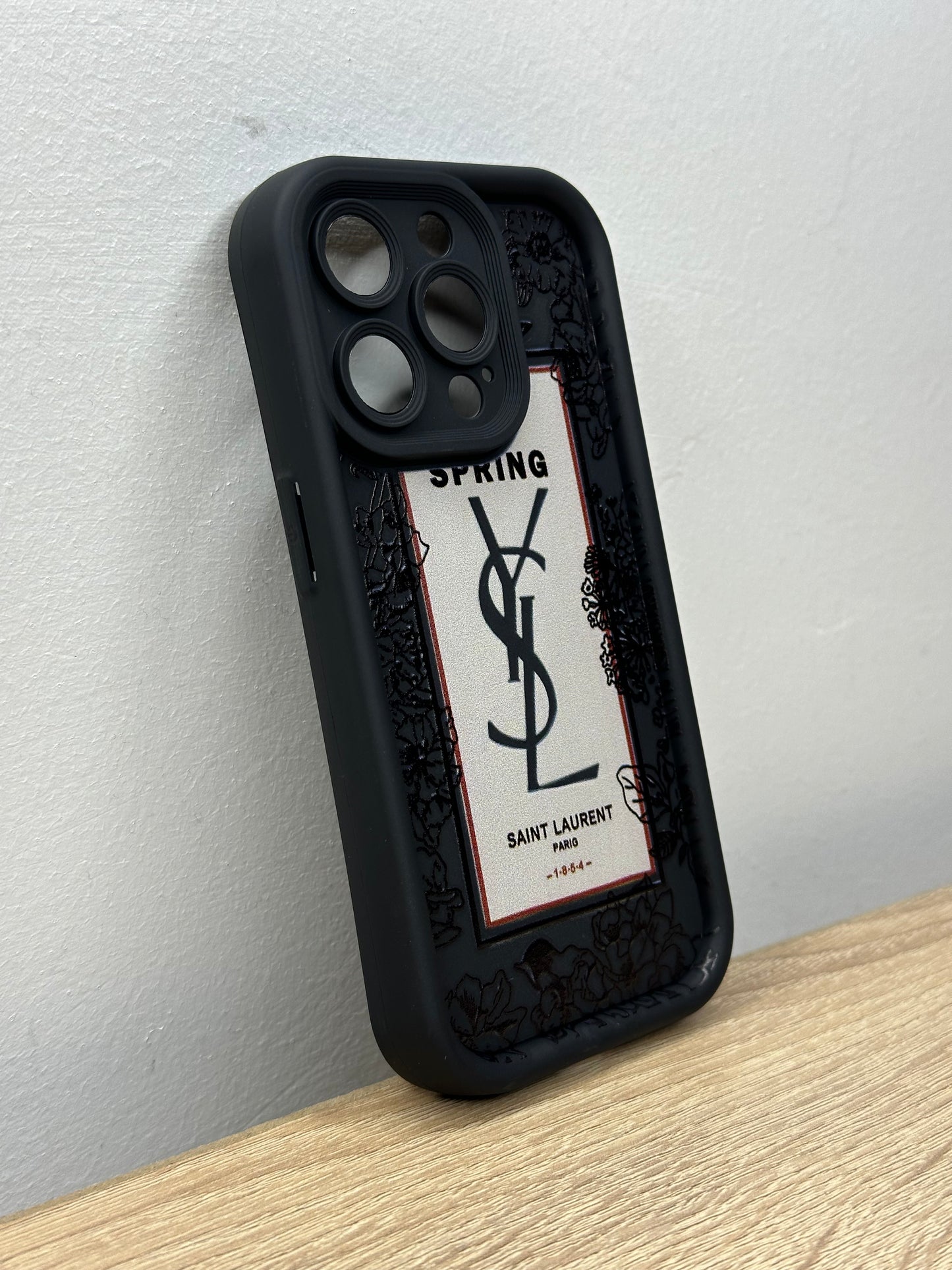 Antichoc Saint Laurent spring