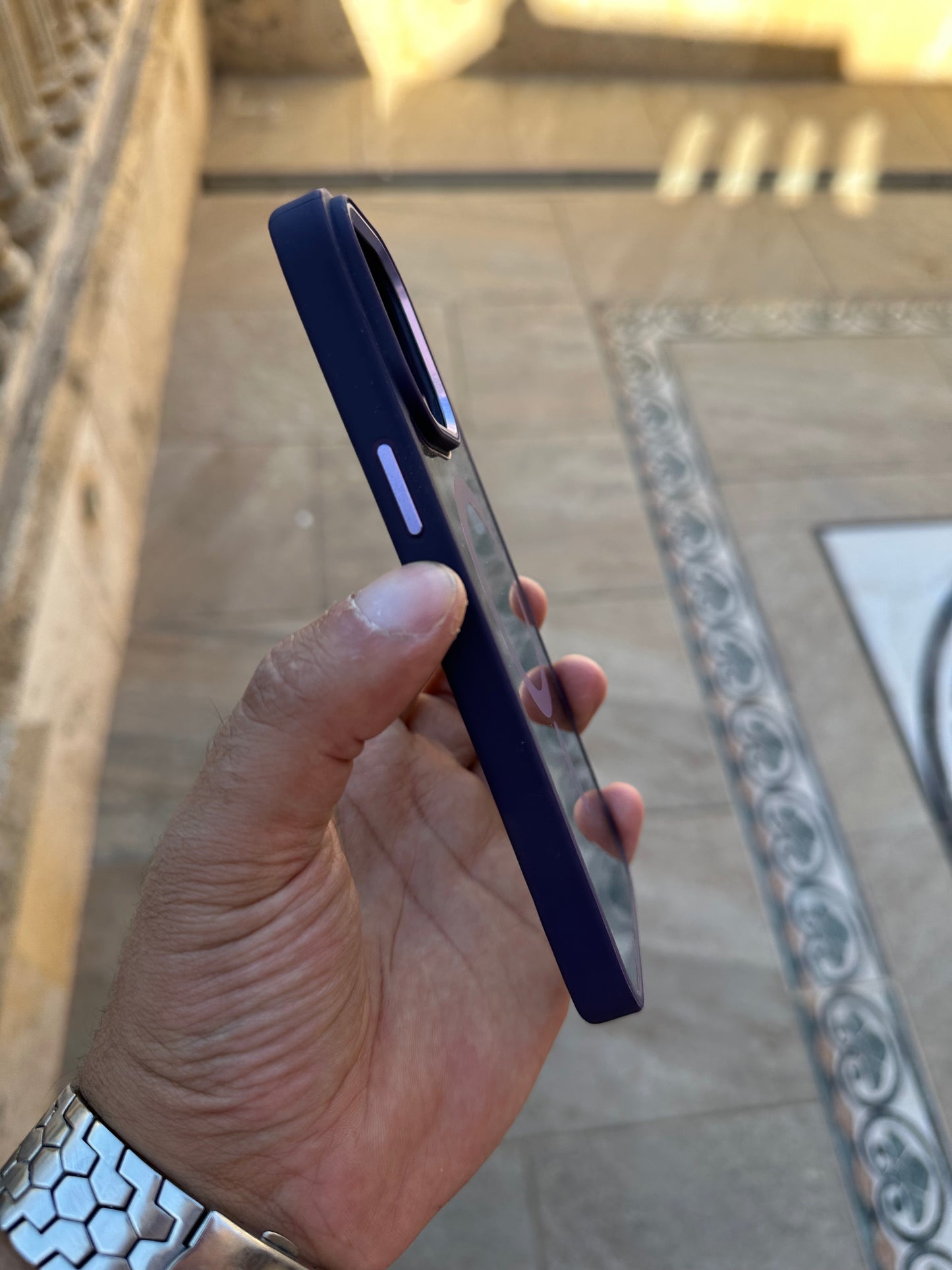 Fume MagSafe violet