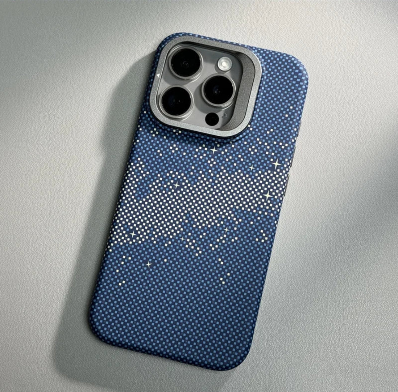 Coque MagSafe avec support d'objectif en alliage, chargement sans fil, Pixels Bergame, coque arrière rigide, iPhone 15 pro max/14Pro Max