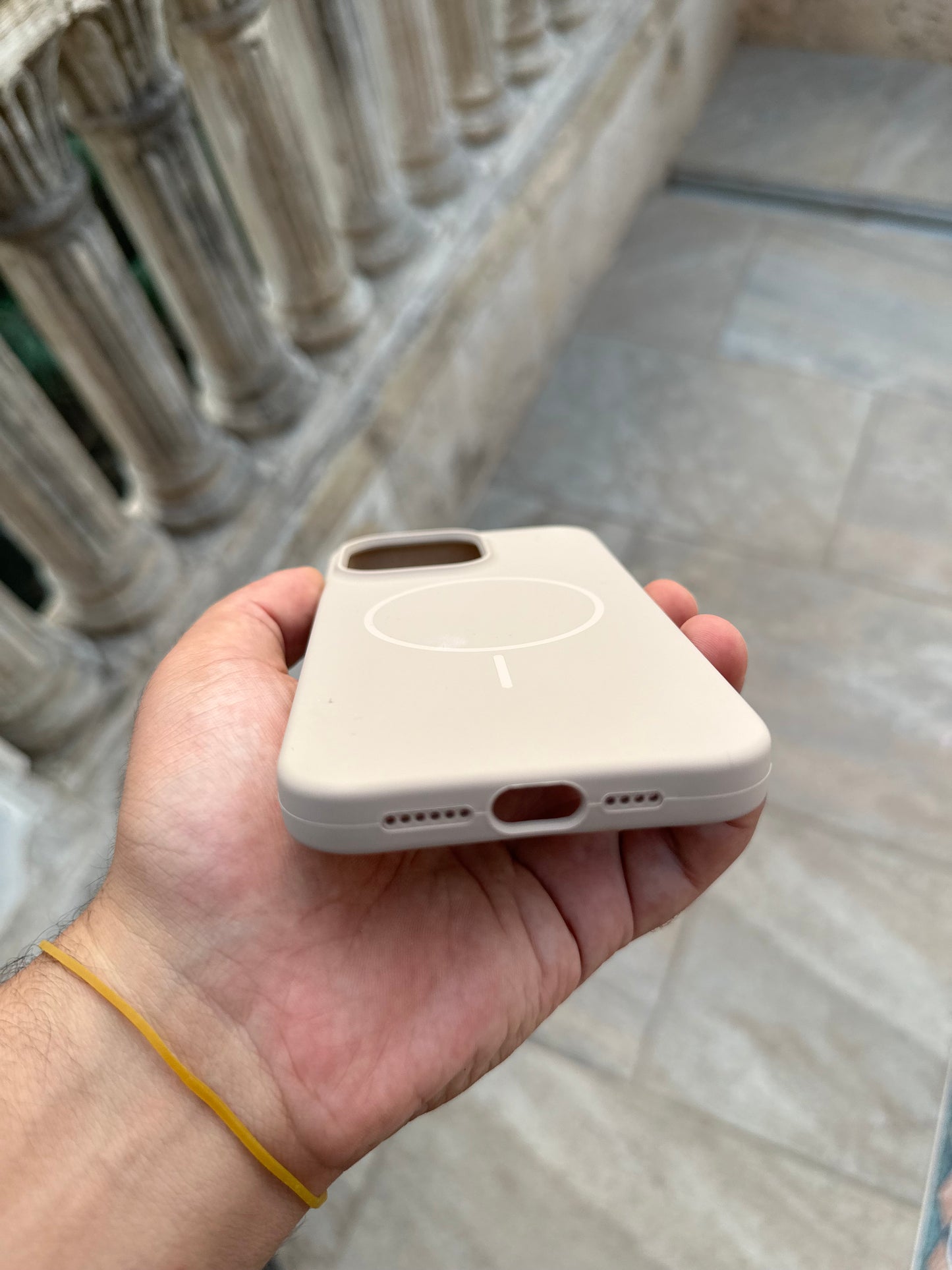 Silicone MagSafe