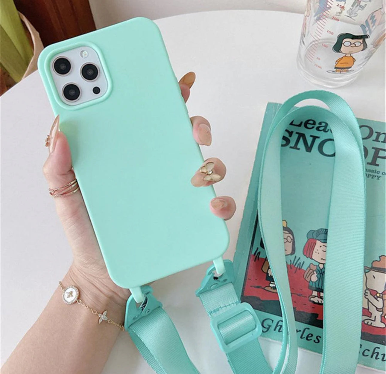 Silicone avec cordon