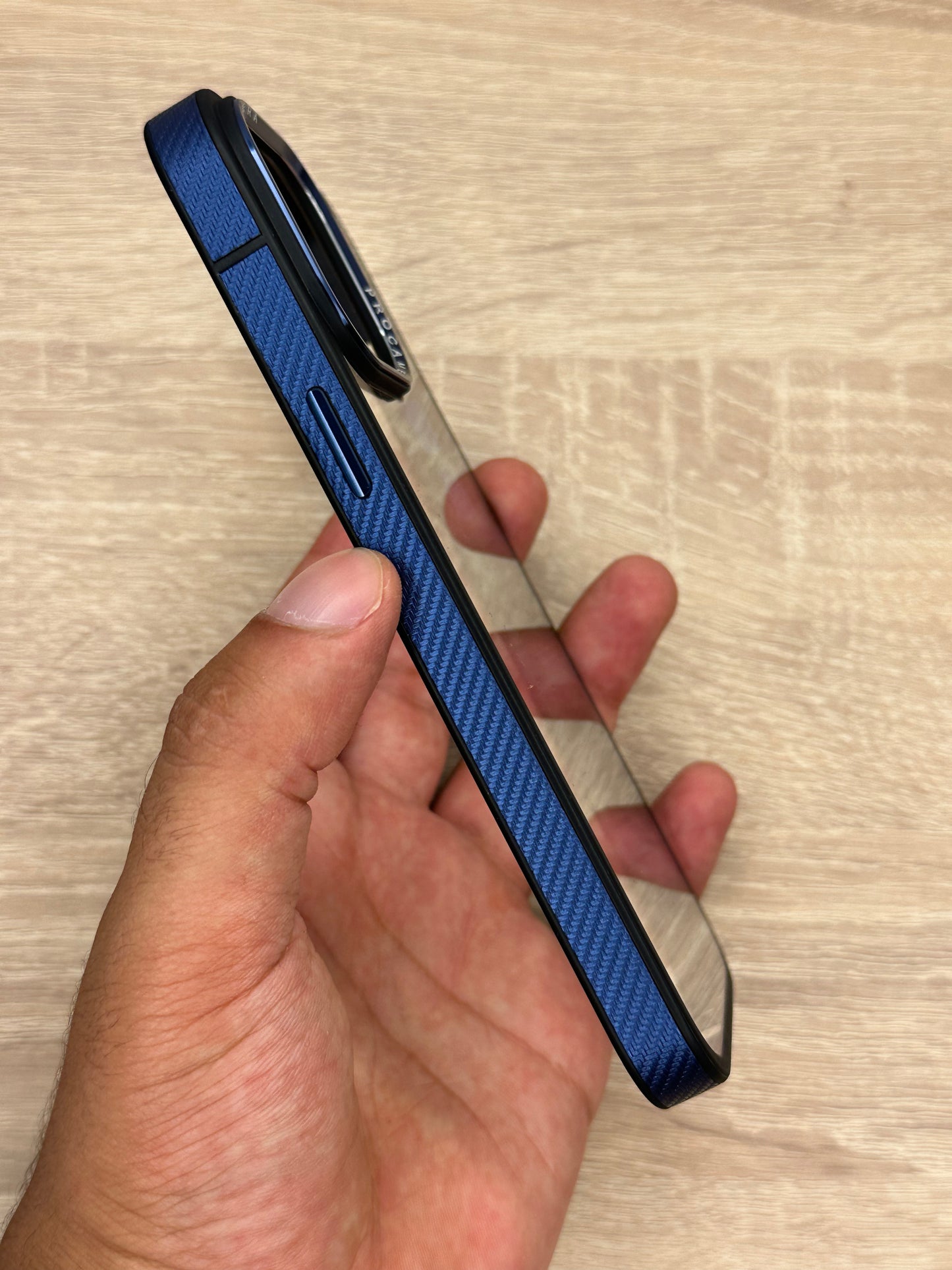 Transparent côté Carbon blue