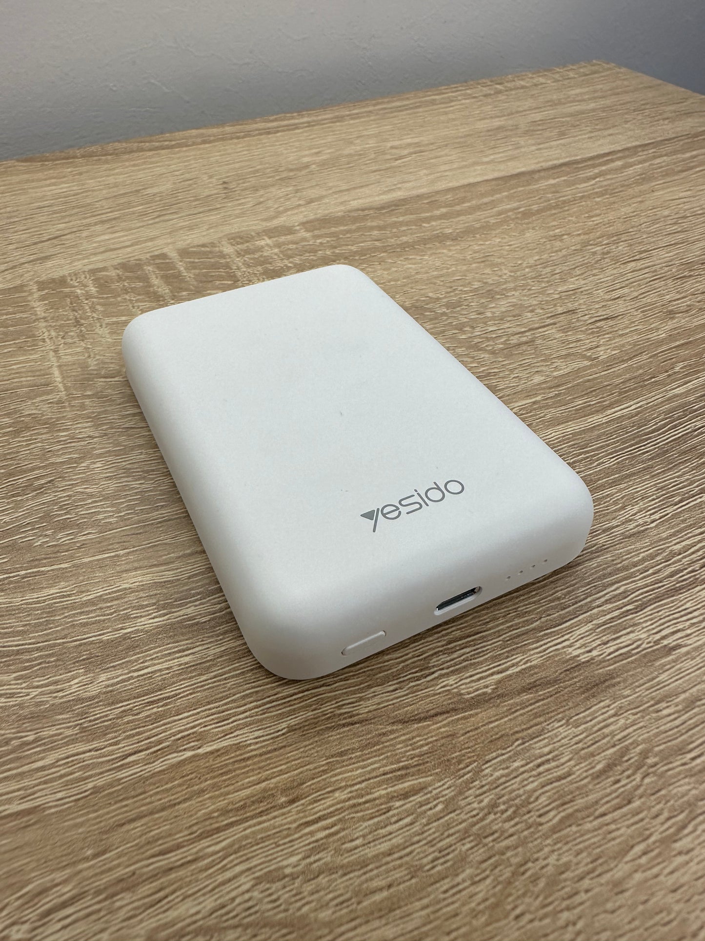 Powerbank MagSafe yesido 5000 mah