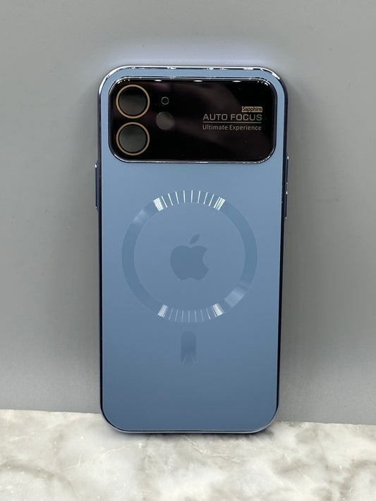 Auto focus magsafe
