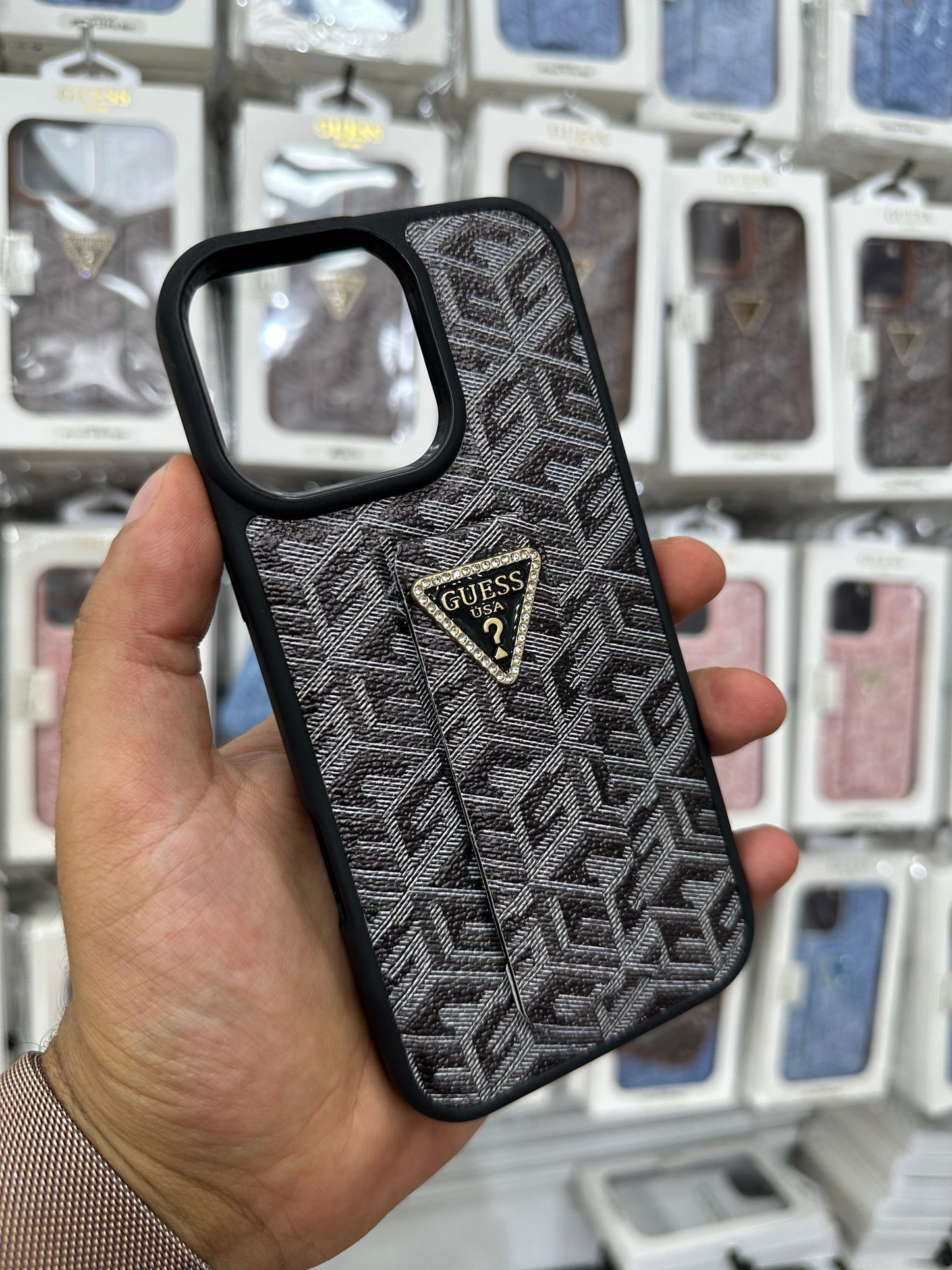 Guess support original
