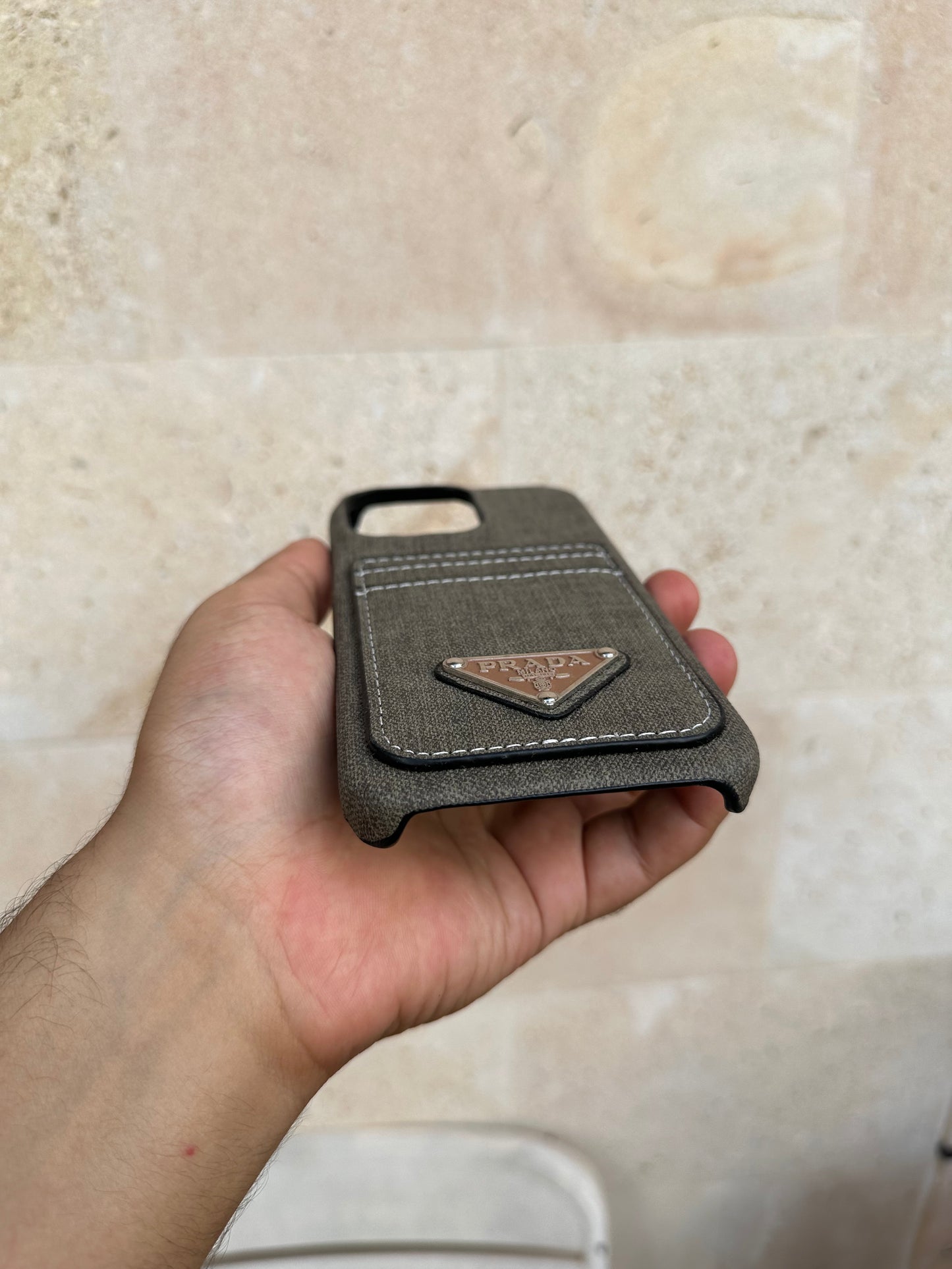 Prada support carte