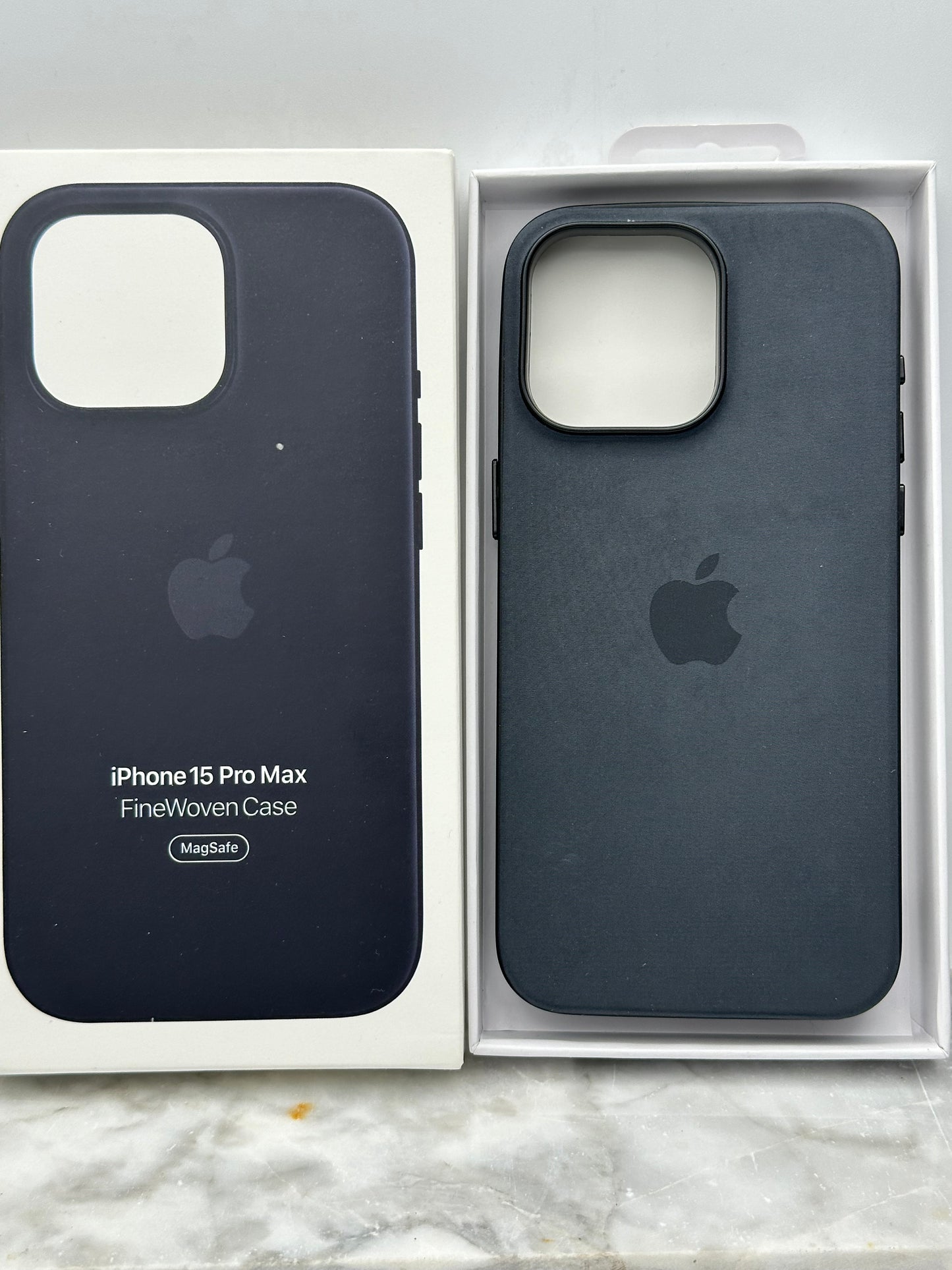 Finewoven case/15 pro max