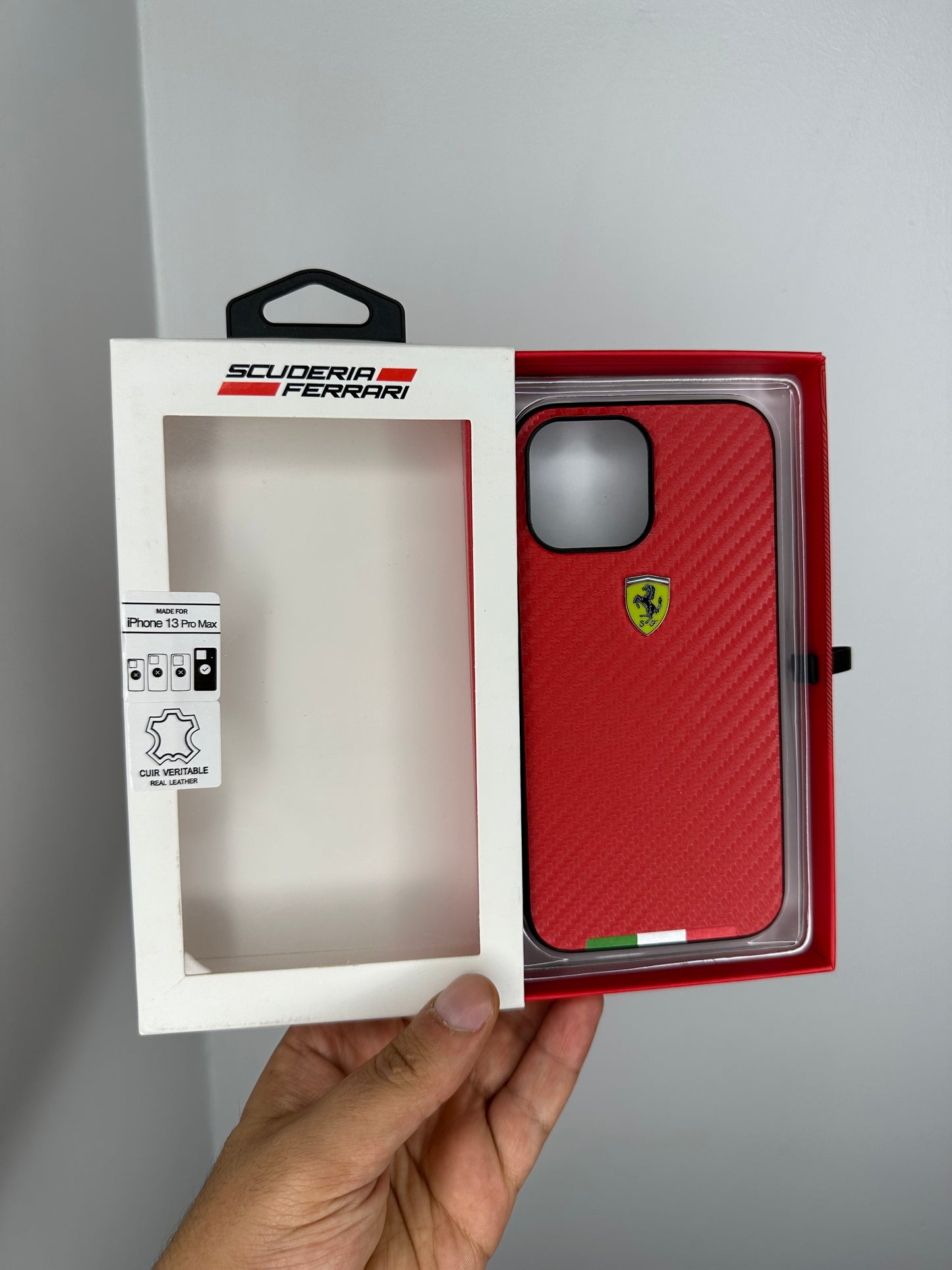 Ferrari carbon