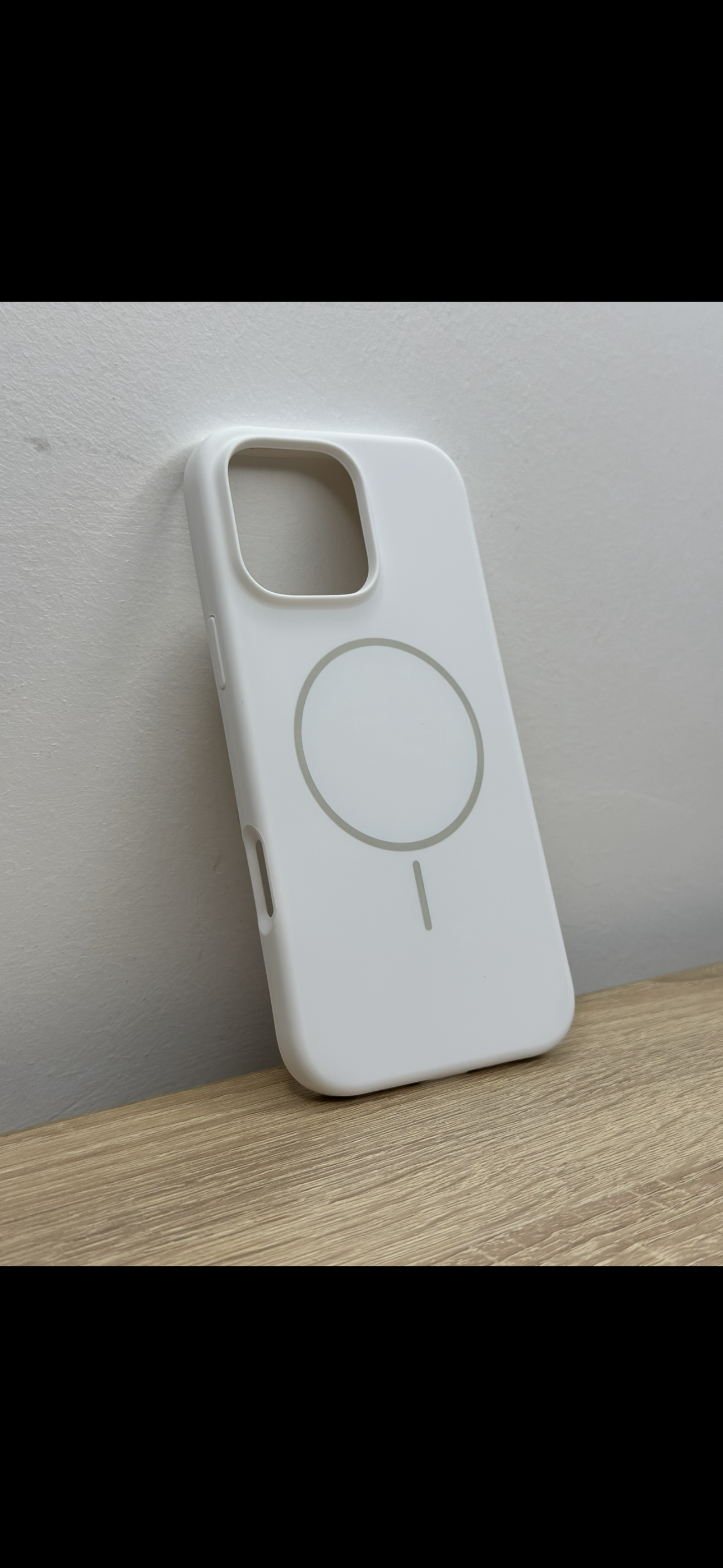 Silicone MagSafe