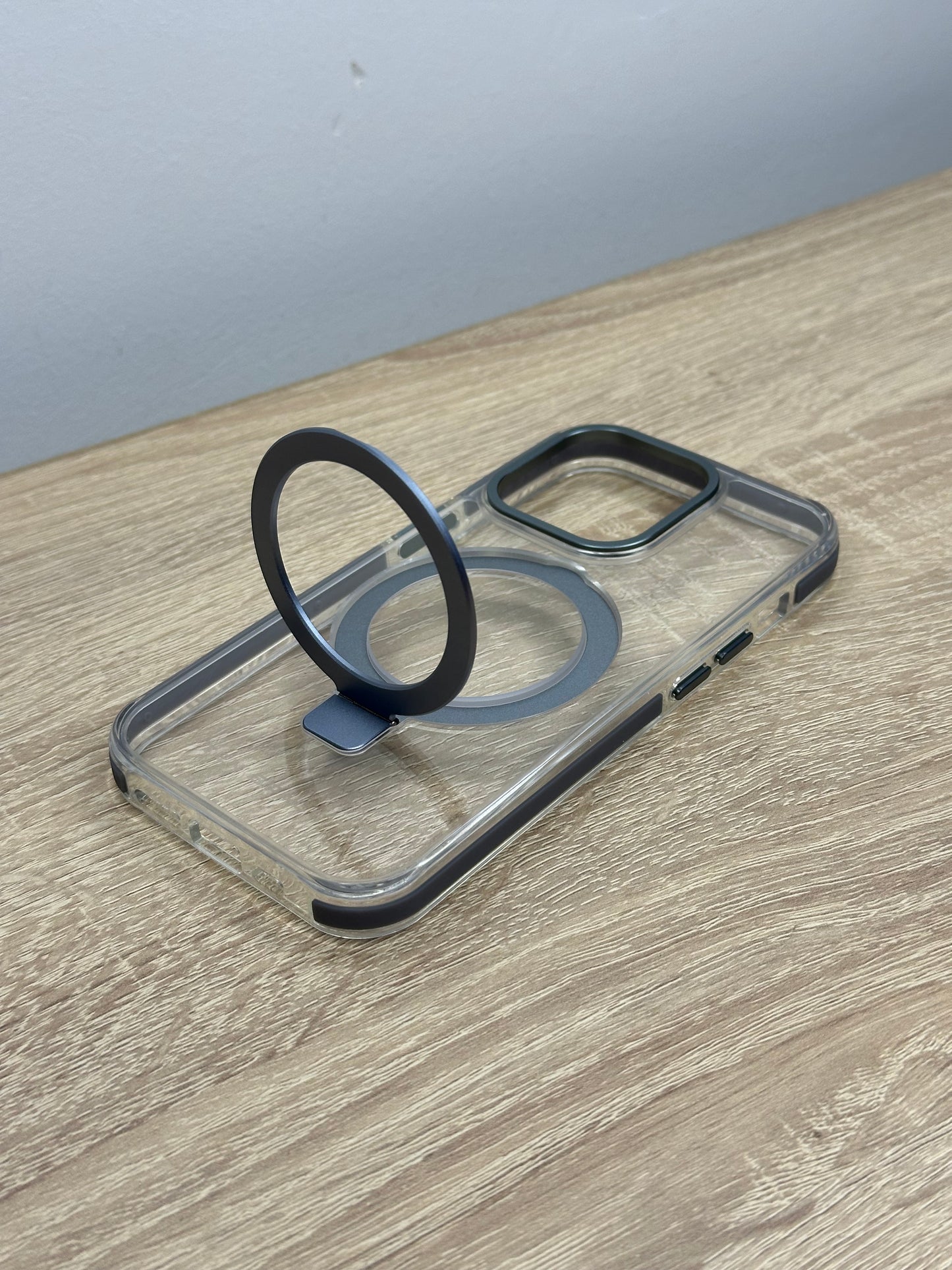 Antichoc côté métal MagSafe support