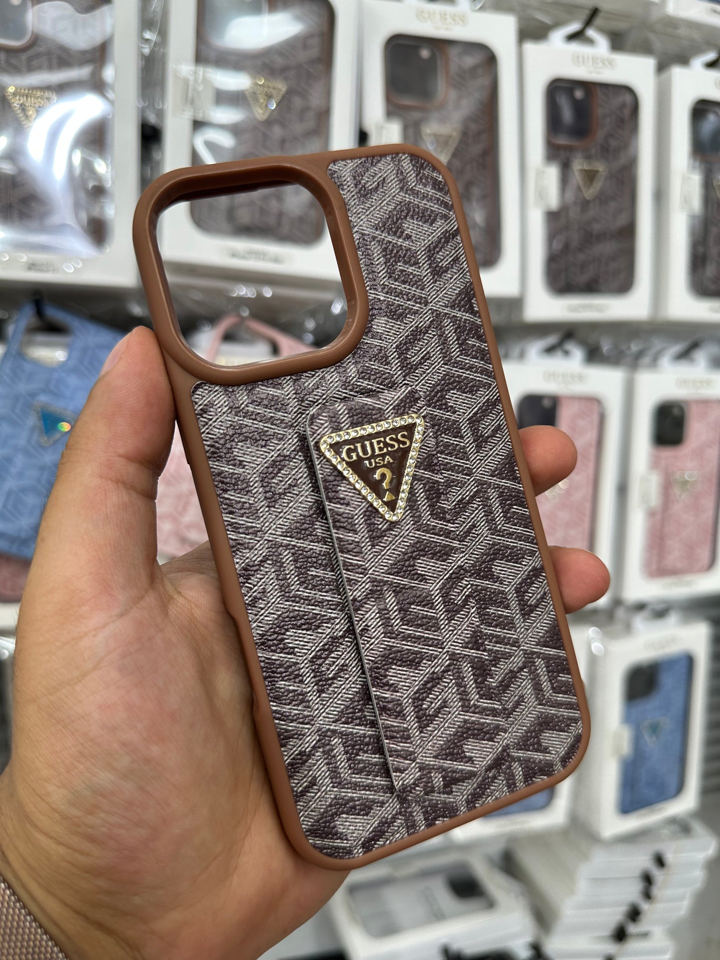 Guess support original